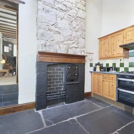 1 Bed In Eskdale Sz471 Holiday home *