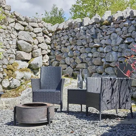 Semesterbostad 1 Bed In Eskdale Sz471 *